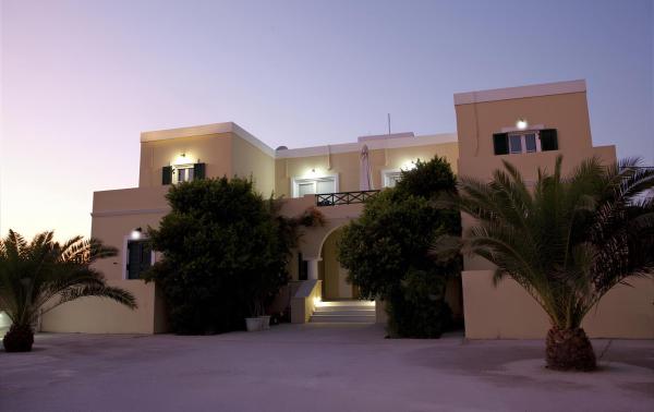 På billedet ses objektet Giosifaki beliggende i byen Vari.