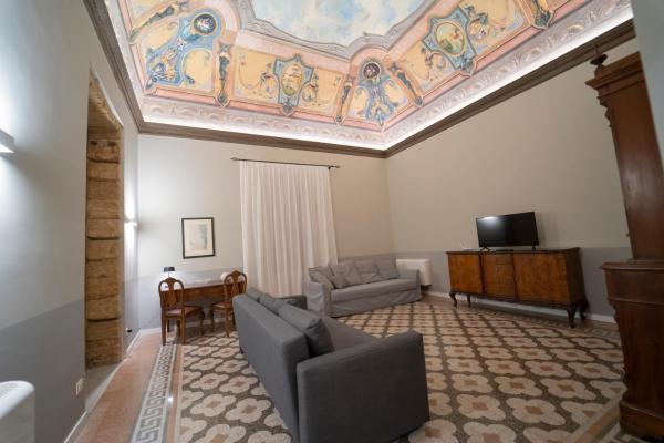 Il Tesoretto 1, Palermo