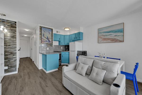 Bleu Oasis - Galveston, TX