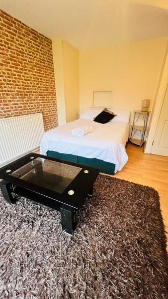 Na zdjęciu widoczny jest obiekt Convenient Retreat Rooms położony w mieście Reading.