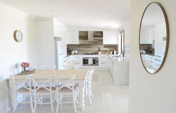 Beachside Base - Seaford - C21 Southcoast Holidays - Adelaide