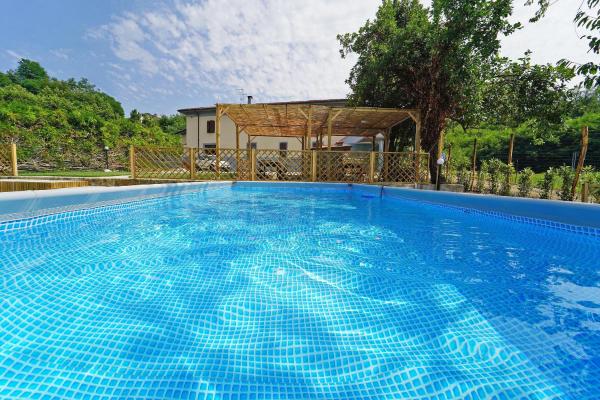 A la foto es mostra l'objecte Villa Adelaide 22 Pax by VILLASRETREATS situat a la ciutat de Rometta.