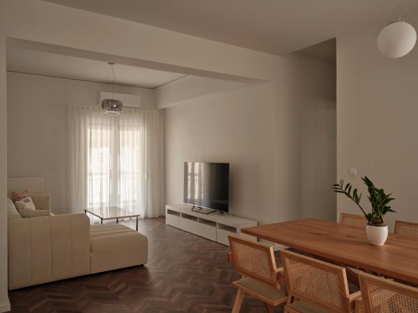 Na zdjęciu widoczny jest obiekt Bright & Airy 3BR Penthouse in Piraeus położony w mieście Pireus.