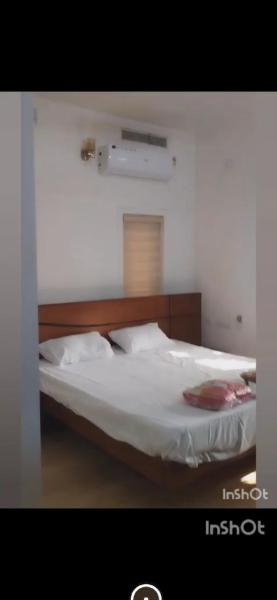 På bildet vises objektet Daily Rent Homes with all facilities som ligger i byen Kottayam.