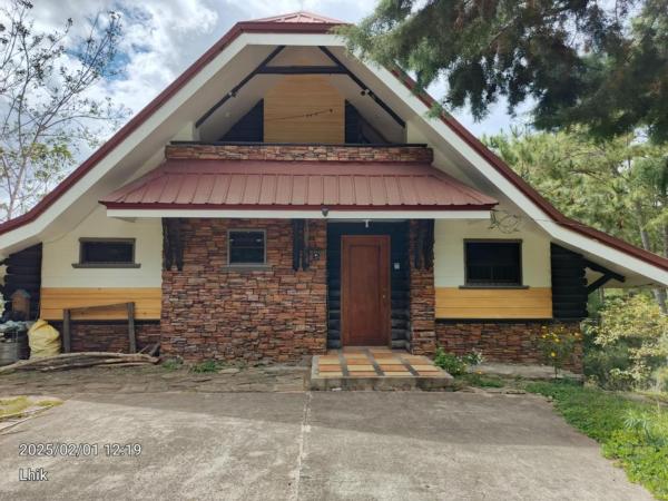 Nella foto è visibile l'oggetto Hilltop Cabin situato nella città di Sagada.
