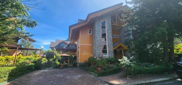 Nella foto è visibile l'oggetto Forest Cabin Unit 23A situato nella città di Baguio.