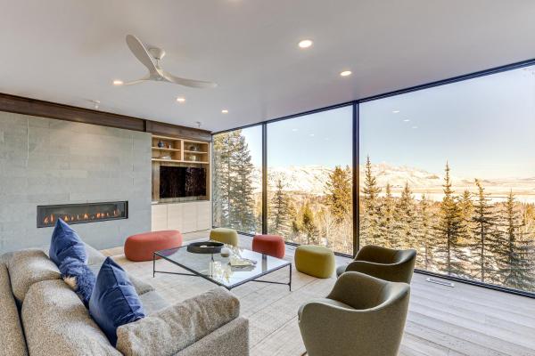 Op de foto is het object 1 Mi to Downtown Jackson Modern Retreat with Views te zien, gelegen in de stad Jackson.