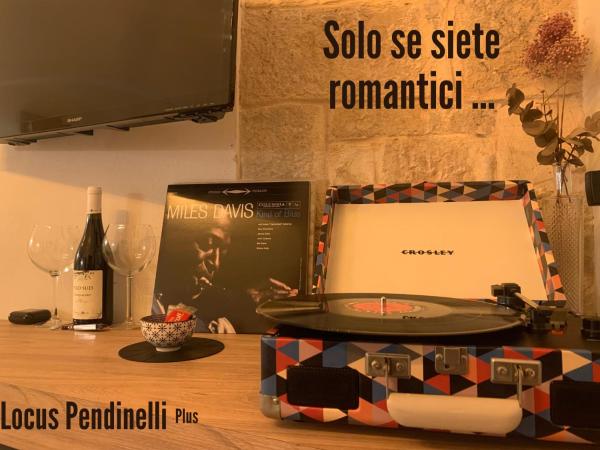 A la foto es mostra l'objecte Locus Pendinelli Trani situat a la ciutat de Trani.