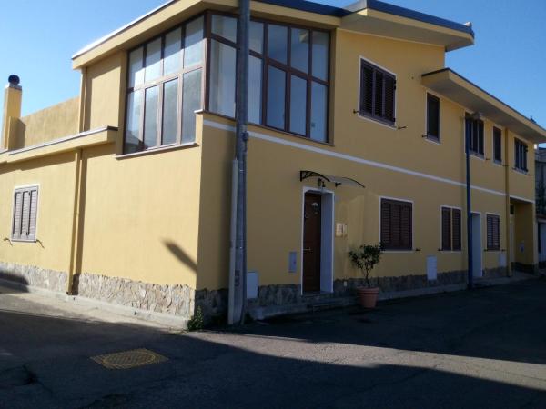 Casa Vacanze Rose E Fiori Sardegna - Muravera