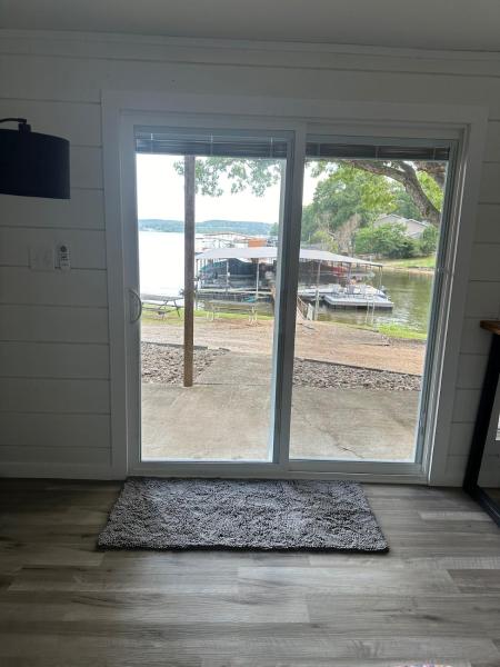 Fotografie 1: Hideaway on the lake!