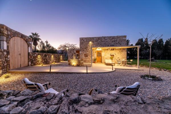 A la foto es mostra l'objecte Olivetta ,Traditional stone house situat a la ciutat de Ciutat de Kos.
