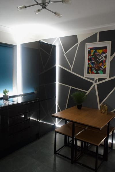 A la foto es mostra l'objecte cozy lux apartments situat a la ciutat de Brimsdown Station.