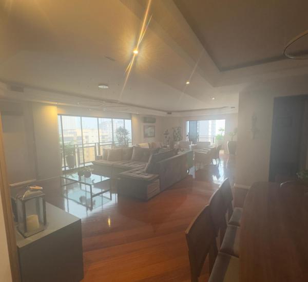 Na fotografii je vidět objekt Apartamento de Alto Padrão nacházející se ve městě Belém.