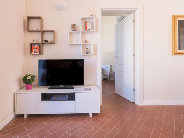 På billedet ses objektet Apartment in Villa Storica Lanterna sul Mare Palermo beliggende i byen Palermo.