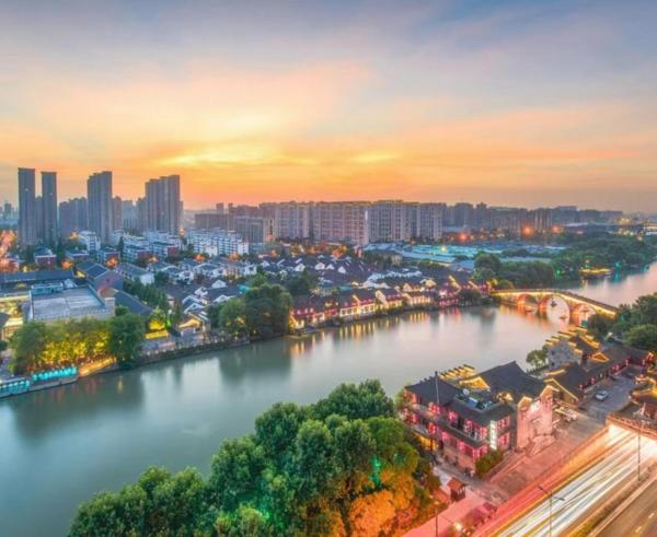 A la foto es mostra l'objecte Riverside Inn HANGZHOU situat a la ciutat de Hangzhou.
