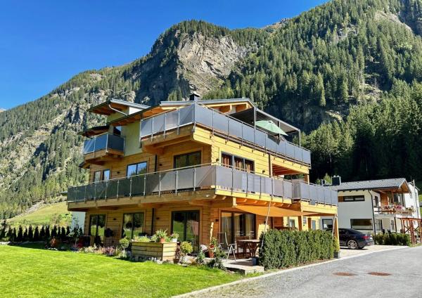Na zdjęciu widoczny jest obiekt Chalet Chardonnay położony w mieście Kaunertal.