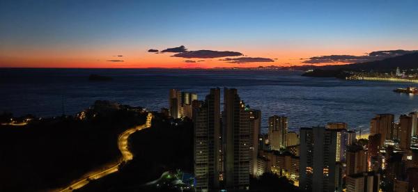 Skyline 33 Apartamento De 1 Dormitorio Con Increíbles Vistas - 베니도름