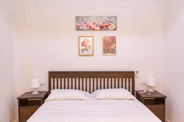 Charming & Modern Apartment near Santo Spirito, Florenz