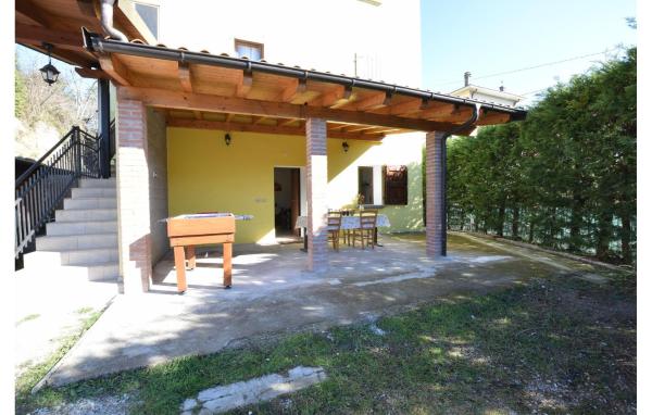 På billedet ses objektet Gorgeous Home In Monzuno With Wifi beliggende i byen Monzuno.