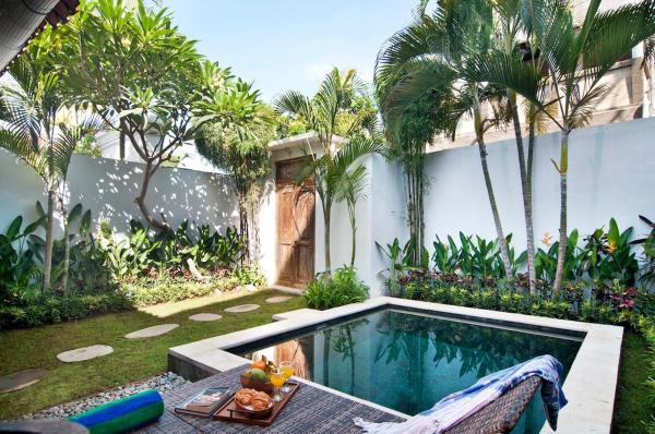 AMAZING 1 BR Villa Private Pool walk to beach, Seminyak
