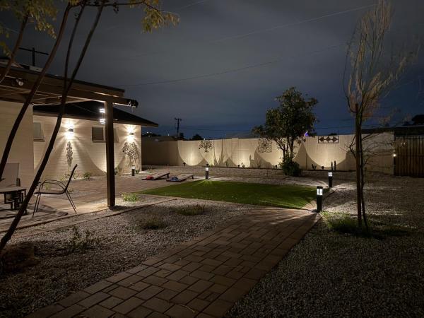 A la foto es mostra l'objecte 4 Bedrm 2 Ba Office WiFi Hiking House Central Phx situat a la ciutat de Phoenix.