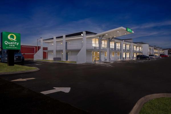 A la foto es mostra l'objecte Quality Inn Nashville - Opryland Area situat a la ciutat de Nashville.
