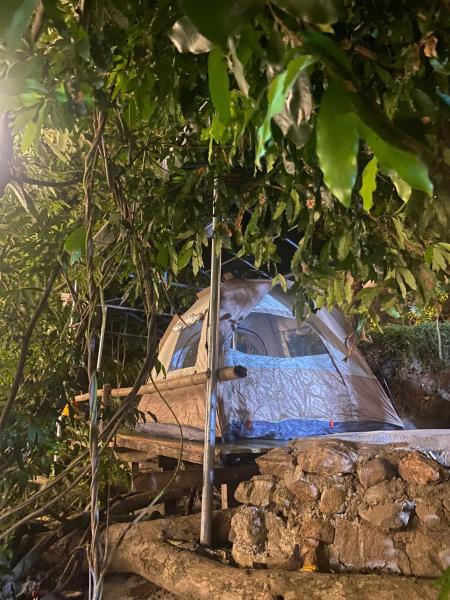 Op de foto is het object Suối Mơ Dốc Tình Glamping & Retreat te zien, gelegen in de stad Buôn Lác.