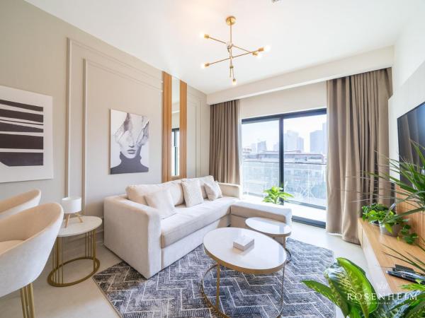 På billedet ses objektet Rosenheim Modern 1 bedroom retreat beliggende i byen Dubai.