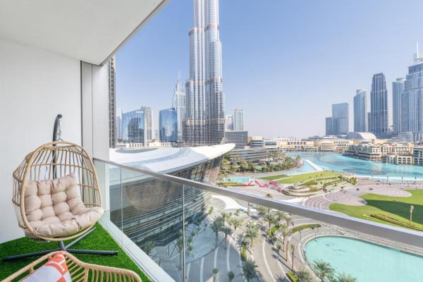 A la foto es mostra l'objecte Hermes-Style 2BR, Full Burj Khalifa View - Infinity Pool - Full Fountain View situat a la ciutat de Dubai.