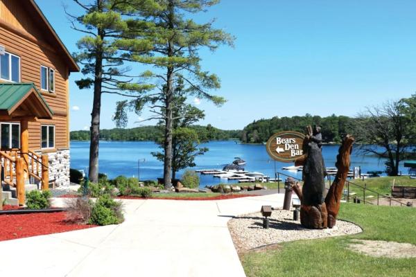 Nella foto è visibile l'oggetto Big Sandy Lodge and Resort situato nella città di McGregor.