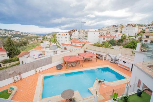 Foto 2: Apt & Studios In Private Villa With Pool