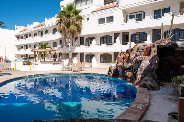 På billedet ses objektet Hotel Vistamar beliggende i byen Mazatlán.