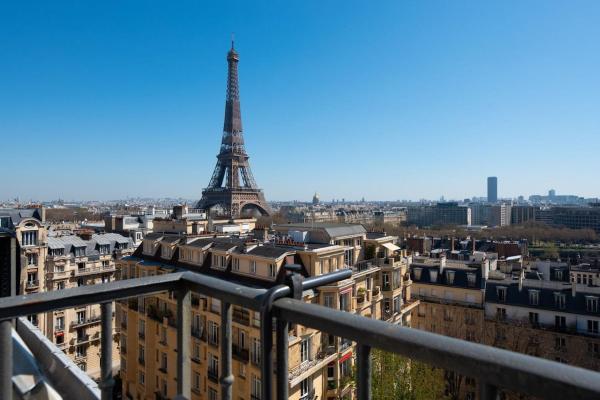 Studio Eiffel Tower view, Paris