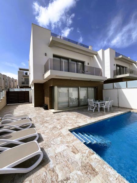 Nella foto è visibile l'oggetto Pau26 situato nella città di Orihuela Costa.