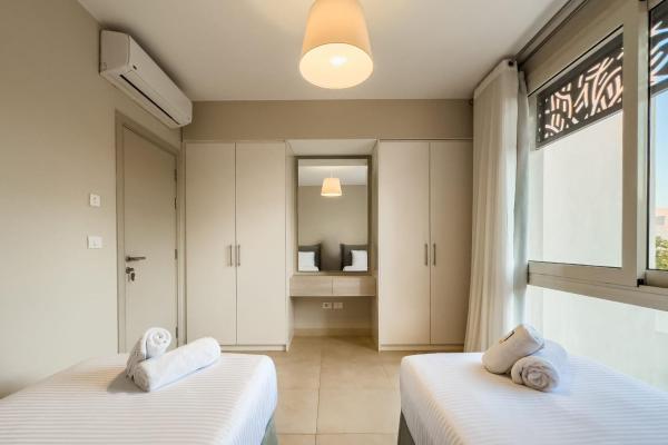 Billede 8: Remarkable & Rare 2BDR Mangroovy Free Pool & Beach