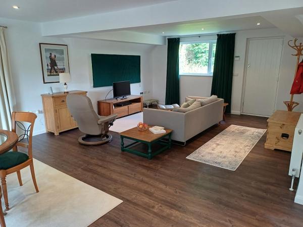 A la foto es mostra l'objecte Shepherds Loft situat a la ciutat de West Grinstead.