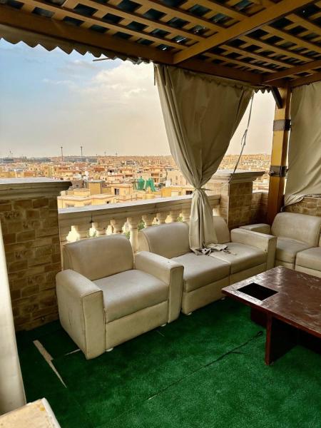 A la foto es mostra l'objecte SkyView Roof situat a la ciutat de El Caire.