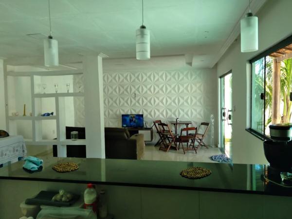 A la foto es mostra l'objecte Casa de Veraneio situat a la ciutat de Camaçari.