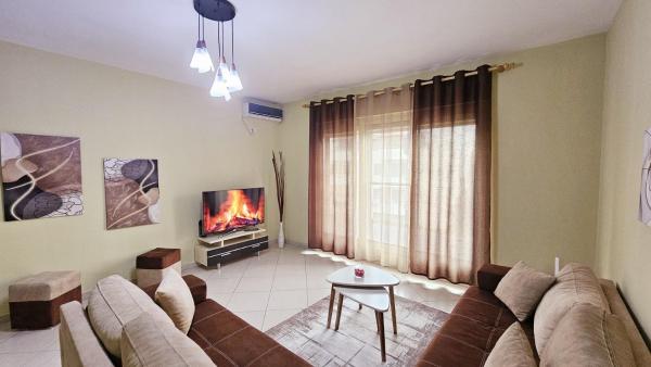 Na fotografii je vidět objekt Daily Apartment Plazh Durres nacházející se ve městě Durrës.