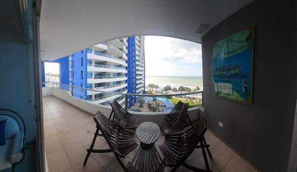 A la foto es mostra l'objecte Departamento frente a la playa situat a la ciutat de Tonsupa.