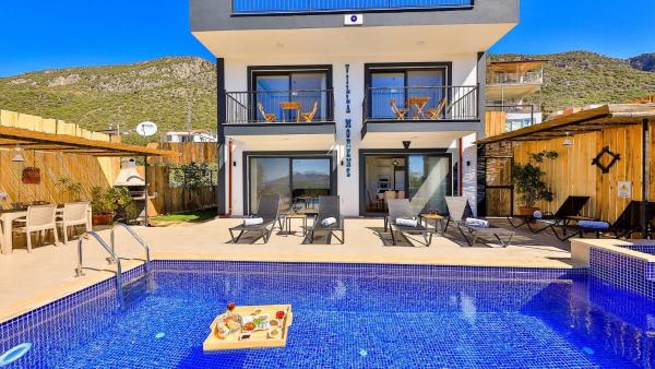 Op de foto is het object Kas Gokseki 3 Bedroom Villa 4714 te zien, gelegen in de stad Kaş.