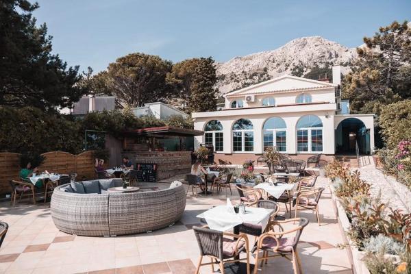 På bilden syns objektet Bed & Breakfast Villa Terezija som ligger i staden Baška.