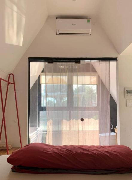 A la foto es mostra l'objecte Kayla Homestay - Bungalow Rose Đôi situat a la ciutat de Ba Vì.