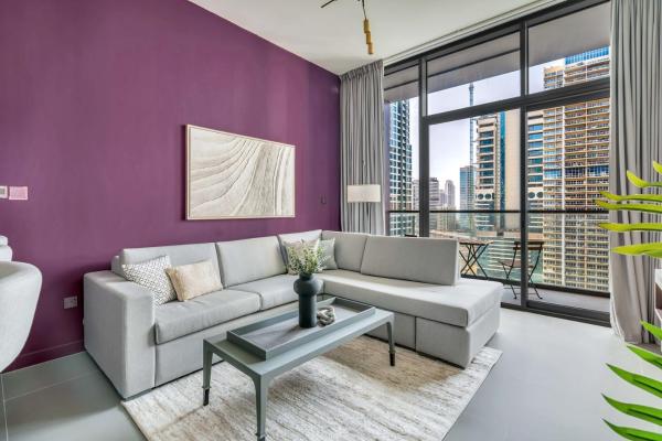 På billedet ses objektet GuestReady - Stylish haven with lake views beliggende i byen Dubai.