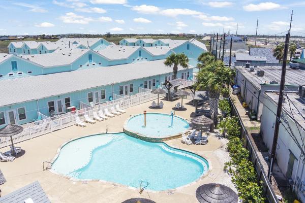 Billede 4: Large Pool, Near the Beach, 5 Bedroom, Pet-Friendly, Patio, Grill