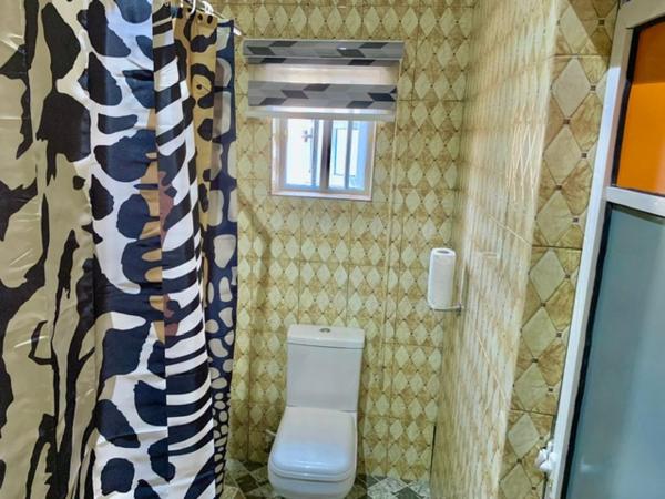 Na fotografii je vidět objekt Luxury 3-Bedrooms, 3 Bathrooms Apartment At Oxford Villa Nnewi nacházející se ve městě Otu.