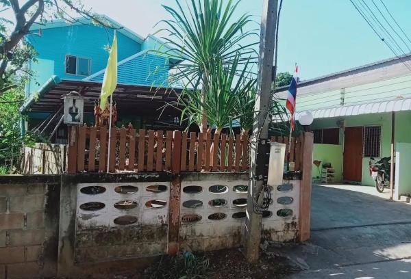 A la foto es mostra l'objecte หอพักบ้านวงศ์แก้ว situat a la ciutat de Ban Phae.