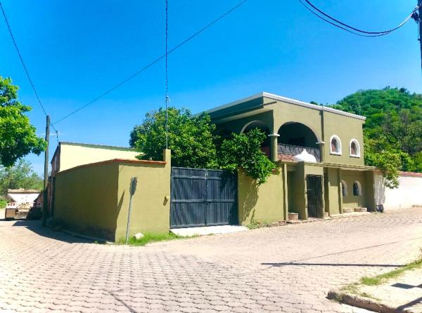 På billedet ses objektet Casa Corazon de Alamos beliggende i byen Álamos.