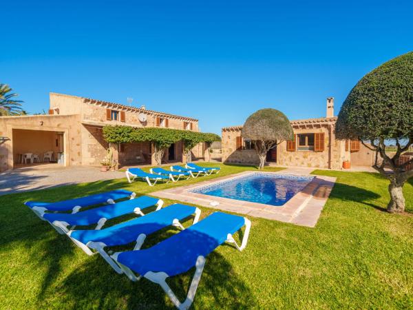 Auf dem Foto ist das Objekt Holiday Home Es Palmer des Trenc by Interhome in der Stadt Campos zu sehen.