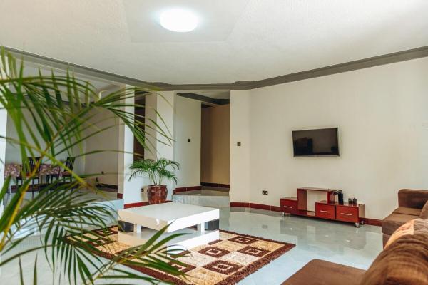 Na fotografii je vidět objekt Affordable Homely Apartment 2 nacházející se ve městě Buzzi.